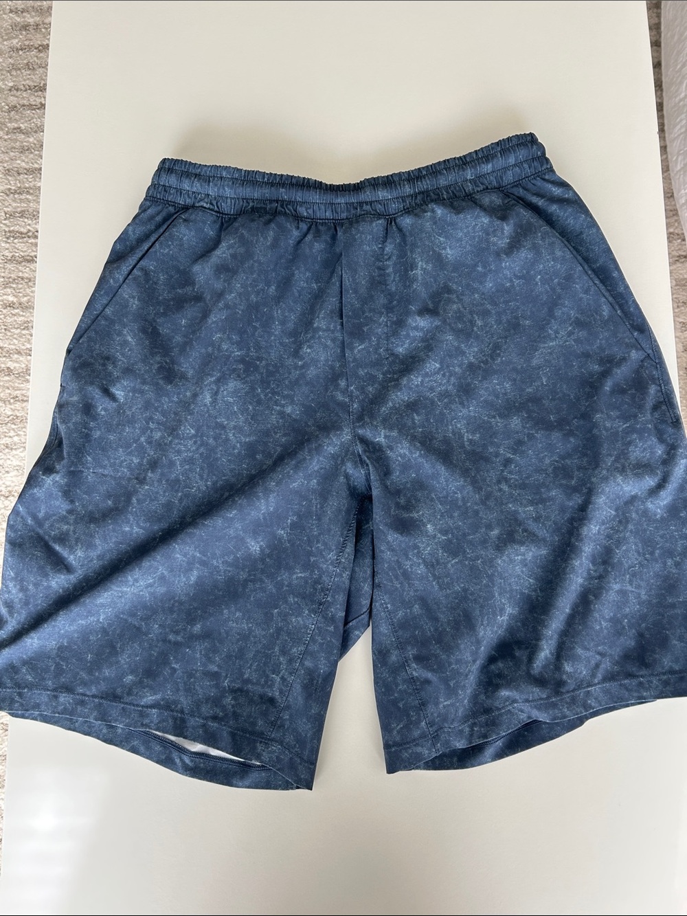Lululemon Men's Athletic Blue Elastic Waist Shorts